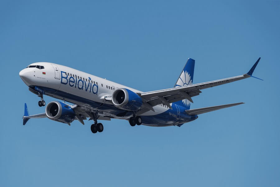 Belavia Boeing 737 MAX 8 ұшағы